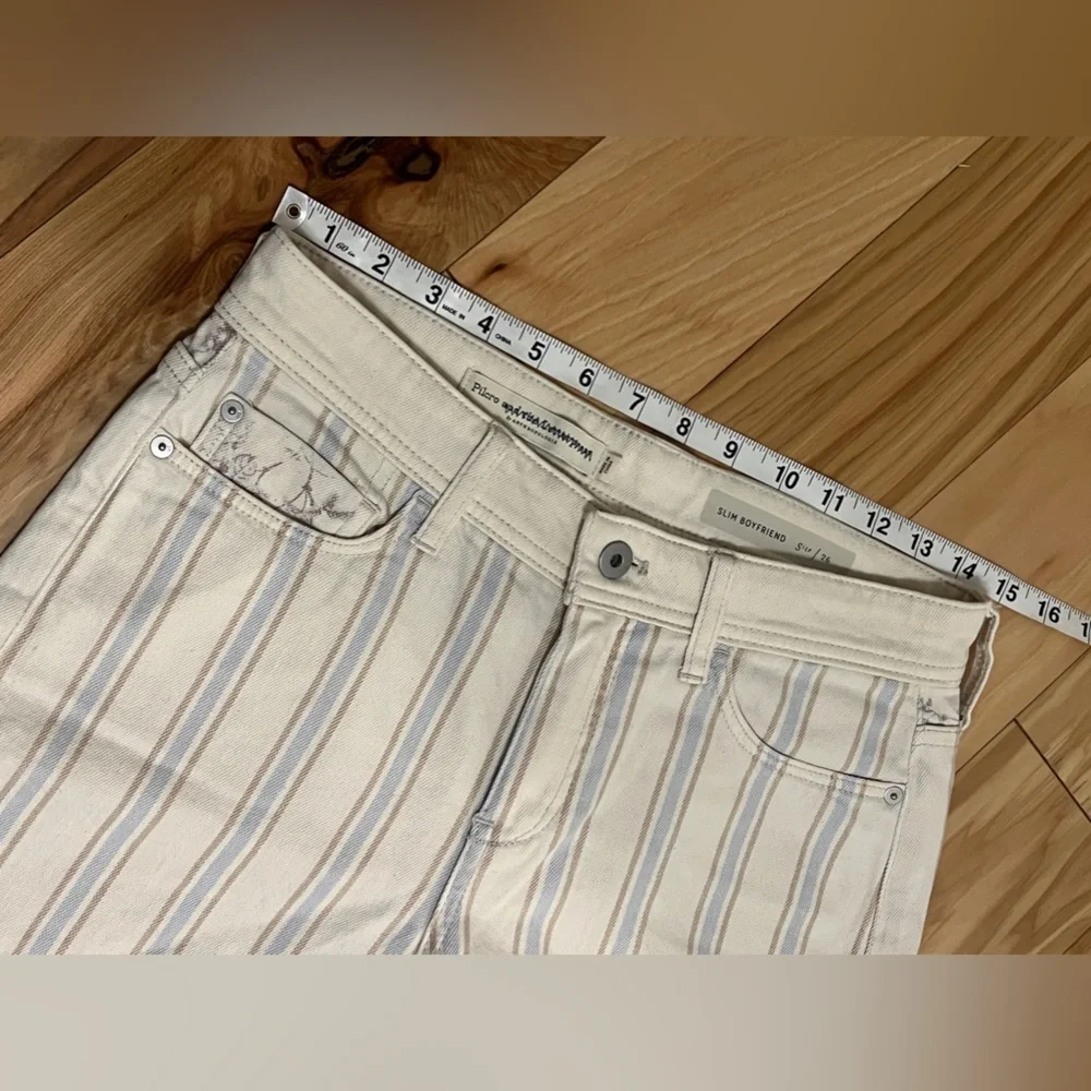 Anthropologie Pilcro High Rise Striped Slim Boyfriend Denim Shorts Size 26 - Picture 13 of 14